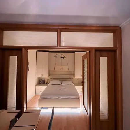Comfort Center Apartment