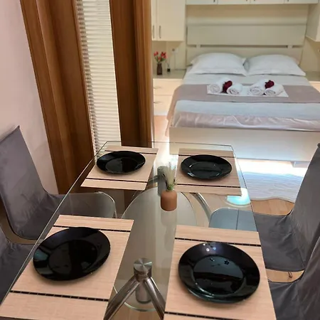 Apartment Comfort Center Tirana